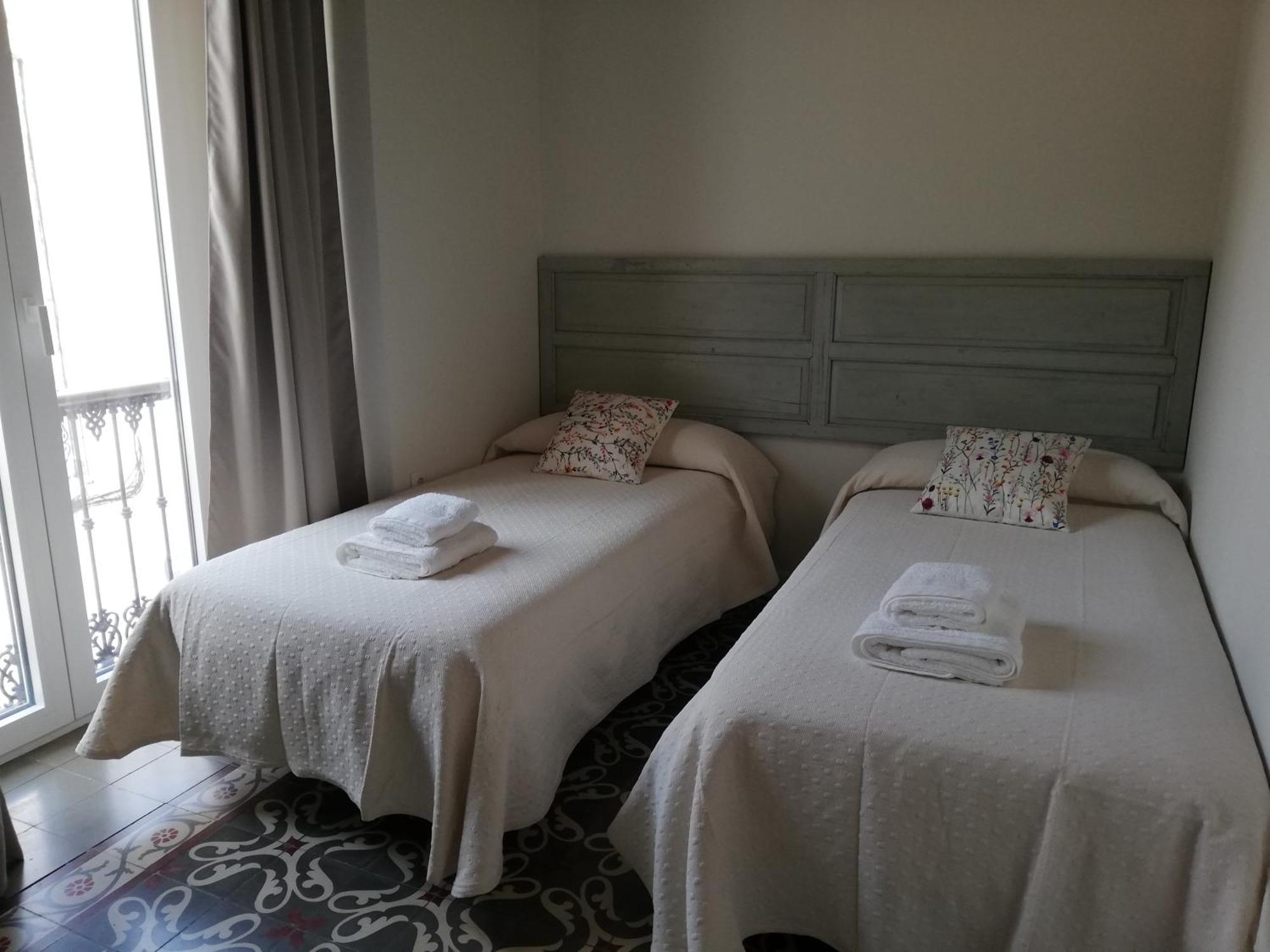 Casa Palacio Caballeros 7 Con Parking Appartement *